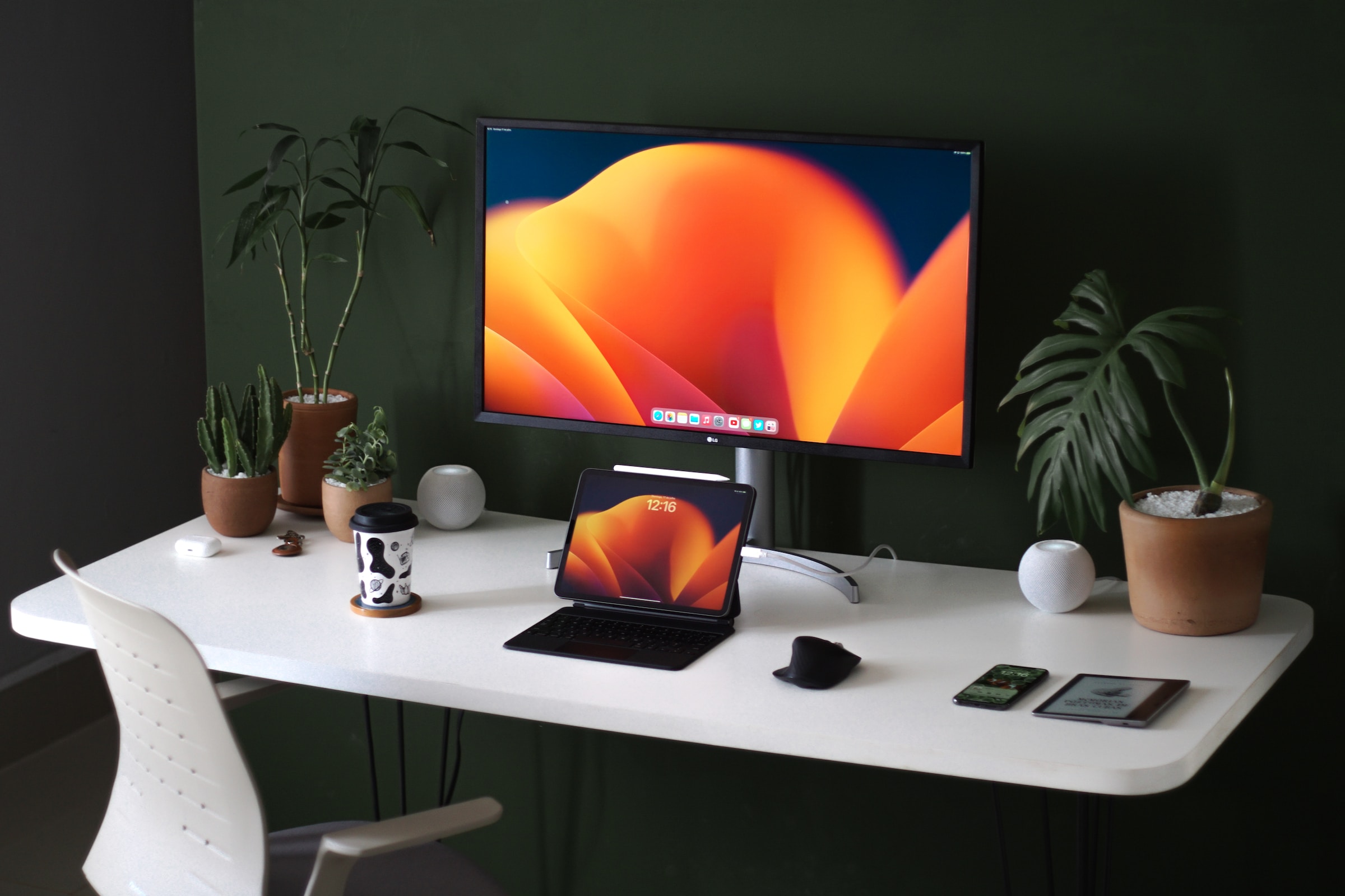 The Best LG 4K Monitors For Sharp Picture Quality